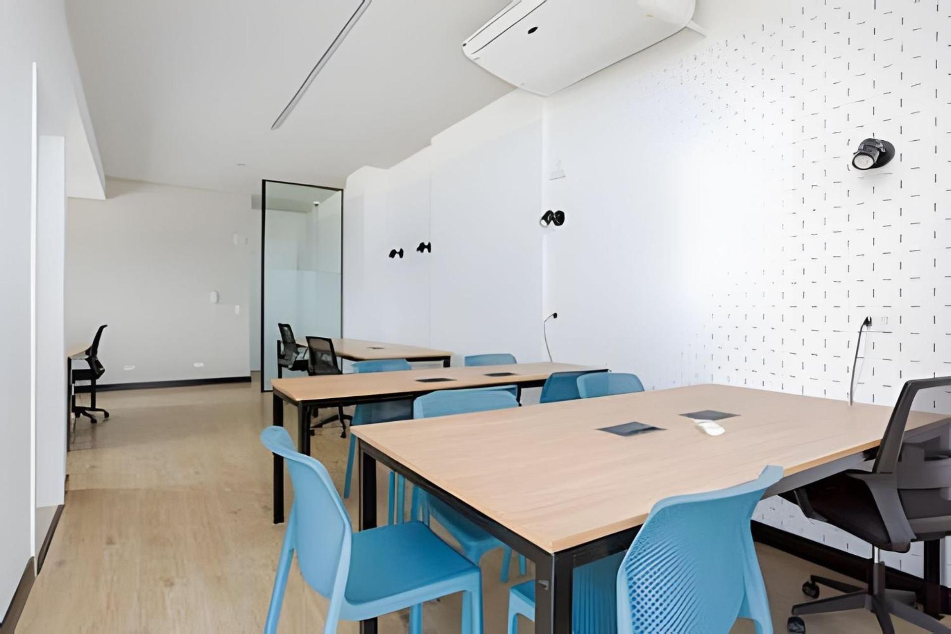 Apartamento 5 Pessoas Com Piscina E Academia No Centro *